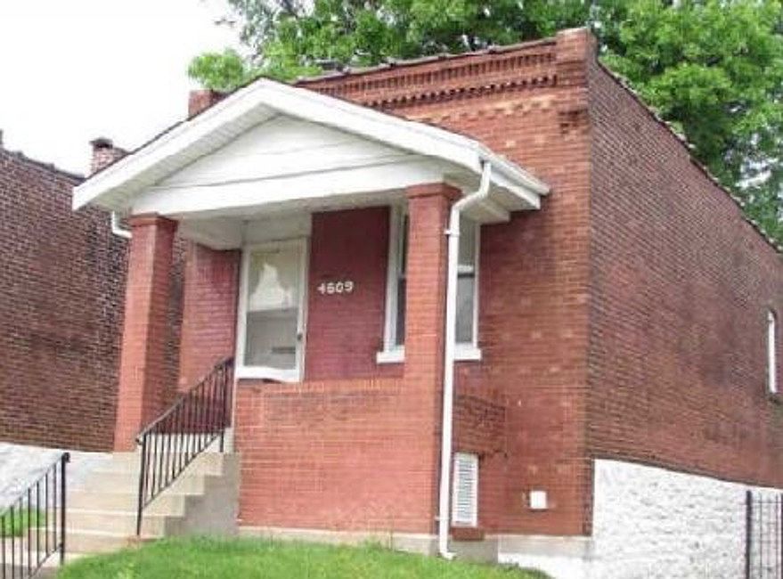 1st image of 4609 Newport Ave