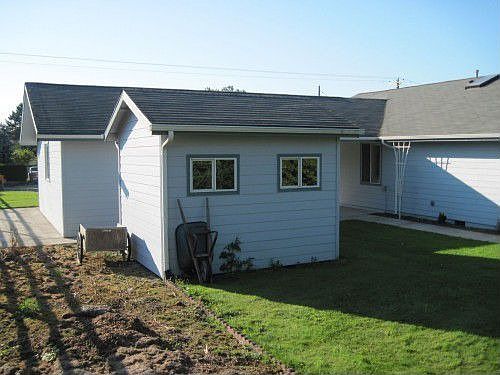5th image of 5005 44th Ave E