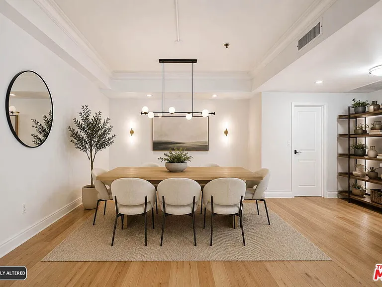 10660 Wilshire Blvd #805 — Photo 29