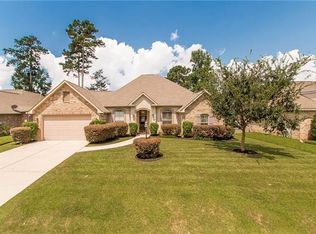 405 Greentree Ln, Madisonville, LA 70447