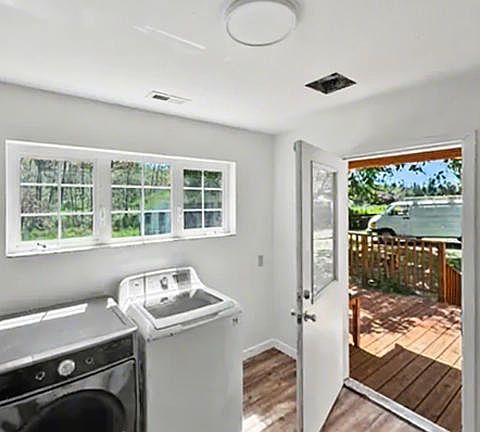 4th image of 4126 Ginnett Rd
