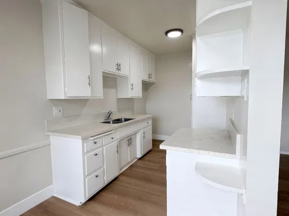 1371-1385 S Tremaine Ave, 1371-1385 S Tremaine Ave #1383, Los Angeles, CA 90019