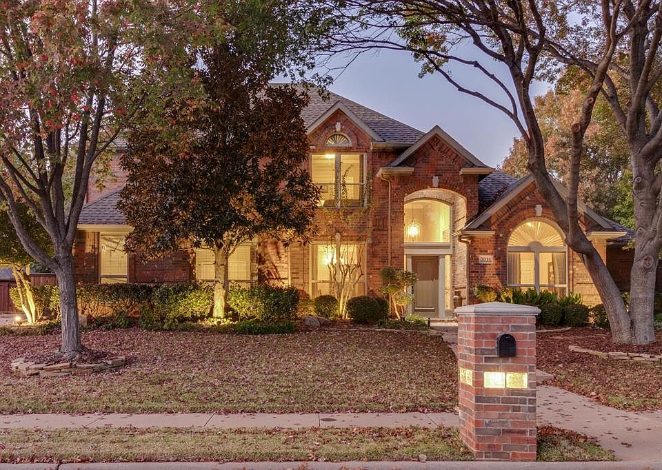 1st image of 3014 Woodhollow Dr