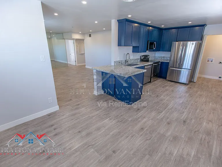 2912 W Butler Dr — Photo 15