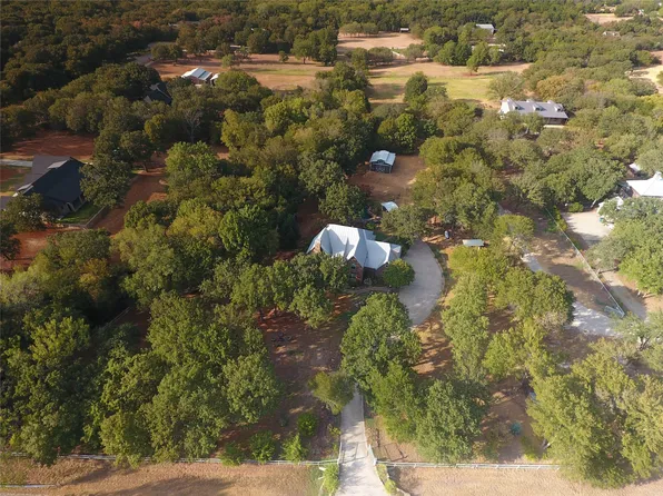 760 Amber Ln, Oak Point, TX 75068