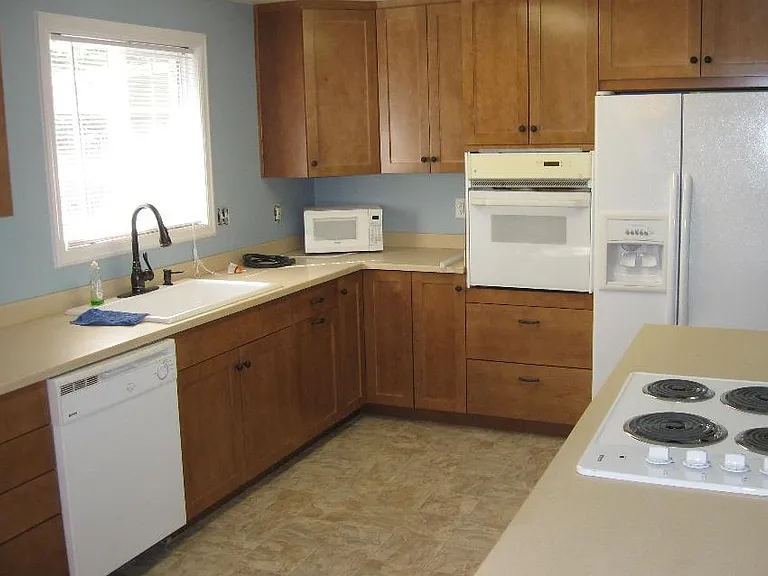2418 W Malad St — Photo 31