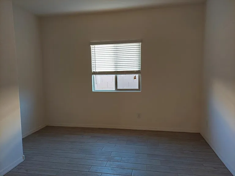 121 W Seaside Dr — Photo 28