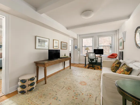 333 East 43rd Street image 1 of 13