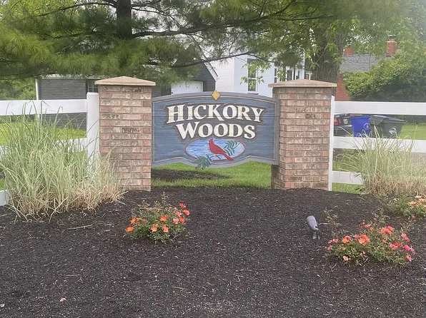 74 W Persimmon Dr, Hamilton, OH 45013