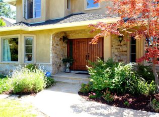 920 Terrace Dr, Los Altos, CA 94024