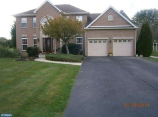 4 Emerald Ridge Dr, Bear, DE 19701