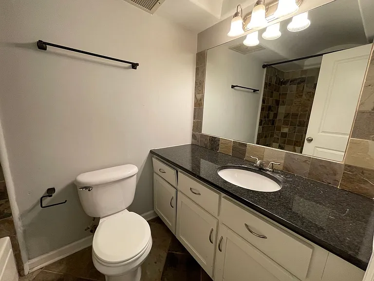 655 E Campus Rd #30 — Photo 7