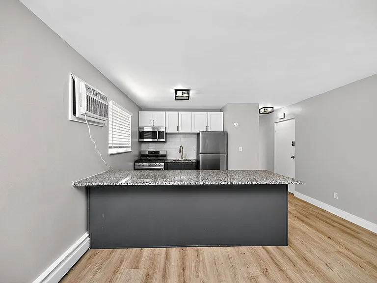 6140 Ridge Ave #3 — Photo 7