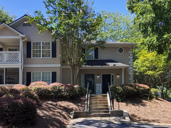 904 Peachtree Forest Ter, Peachtree Corners, GA 30092