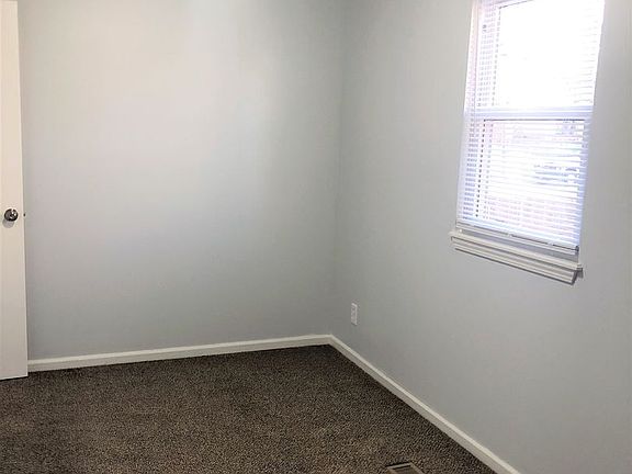 4th image of 536 Buttinger Pl Unit B