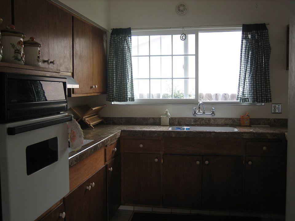 2nd image of 2281 Tallahassee St