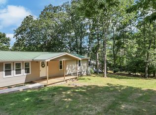 498 Griffin Rd, Lookout Mountain, GA 30750
