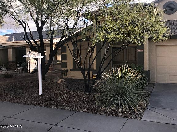 3rd image of 4023 E Lariat Ln