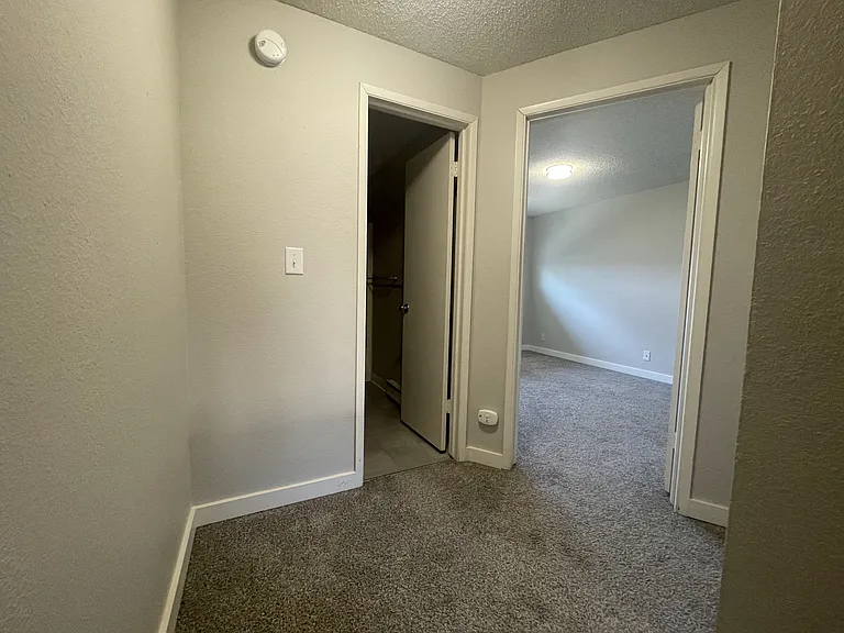 1608 Washington St #9 — Photo 12