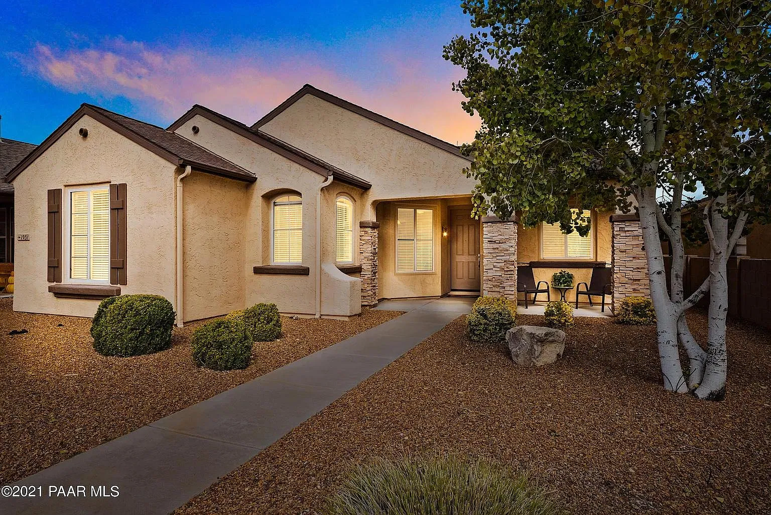 3 bed, 1734 sqft, $2,389 — Photo 1