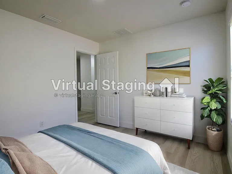 Second bedroom