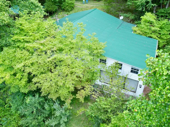 420 Persimmon Fork Rd, Yeaddiss, KY 41777