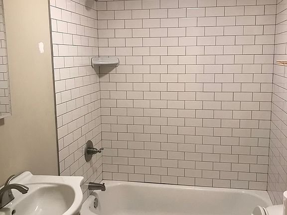 4th image of 2508 Sam Houston St