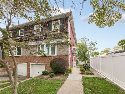 2033 E 70th St, Brooklyn, NY, 11234