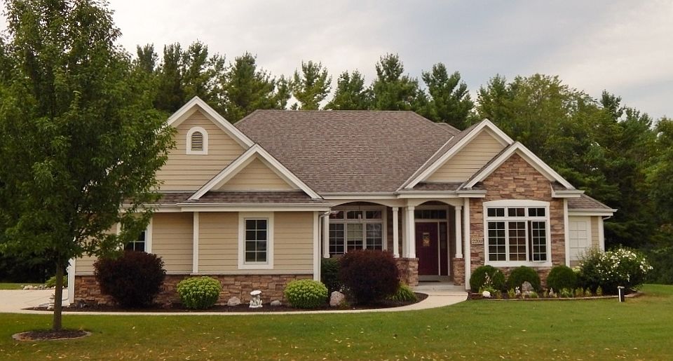 2200 N Hollow Cir, Slinger, WI 53086 Zillow