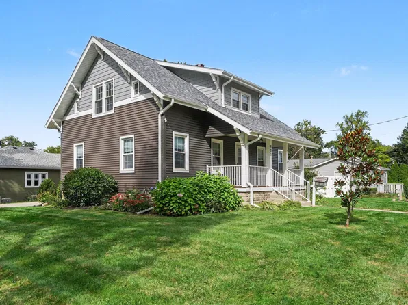 901 Campbell St, Valparaiso, IN 46385