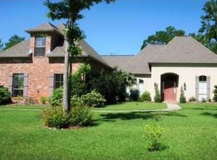 404 Pencarrow Cir, Madisonville, LA 70447