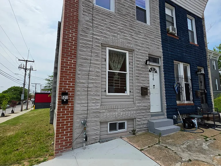 519 E 28th St — Photo 2