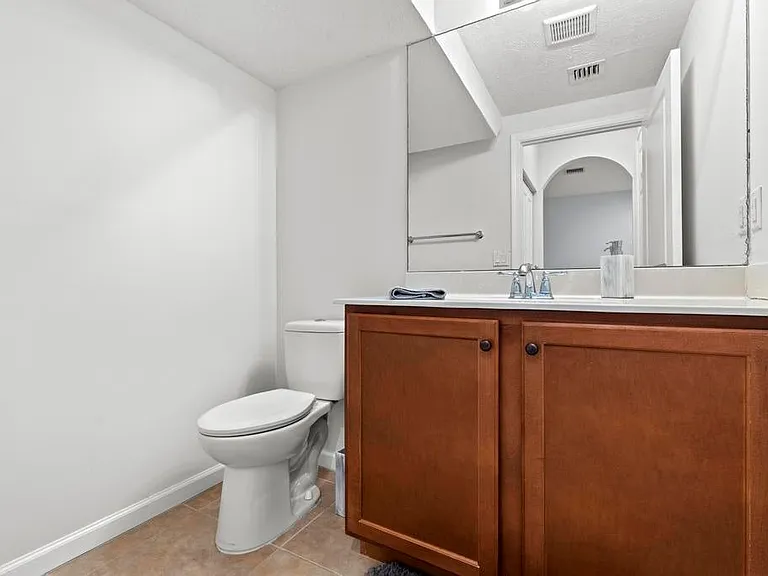 7221 Briella Dr — Photo 24