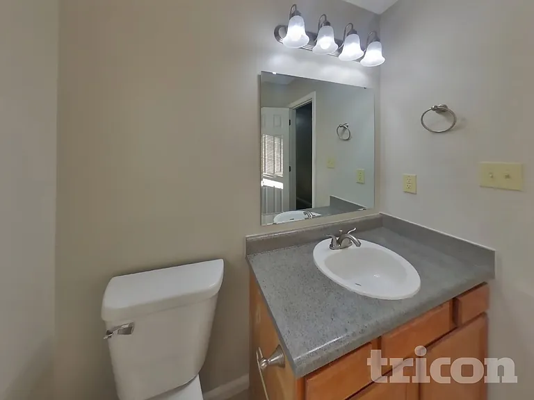 557 Cembra Dr — Photo 8