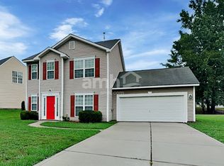 10540 Gold Pan Rd, Charlotte, NC 28215