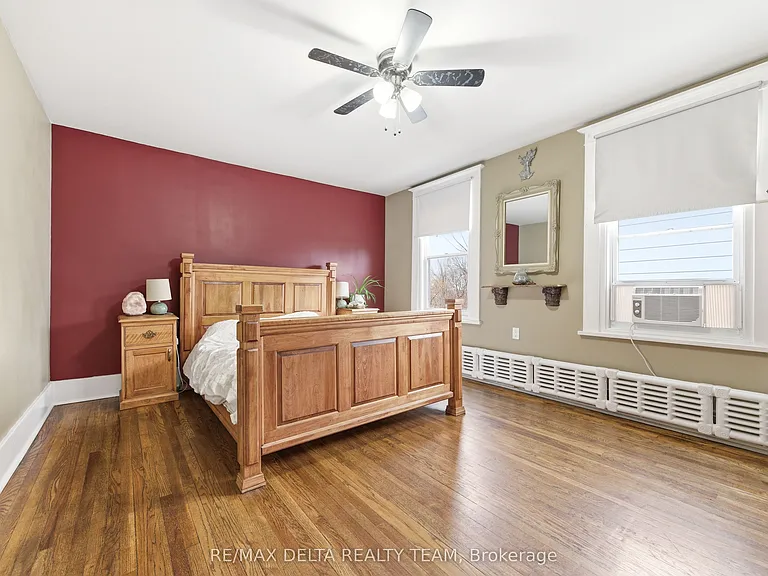 703 Front St N — Photo 12