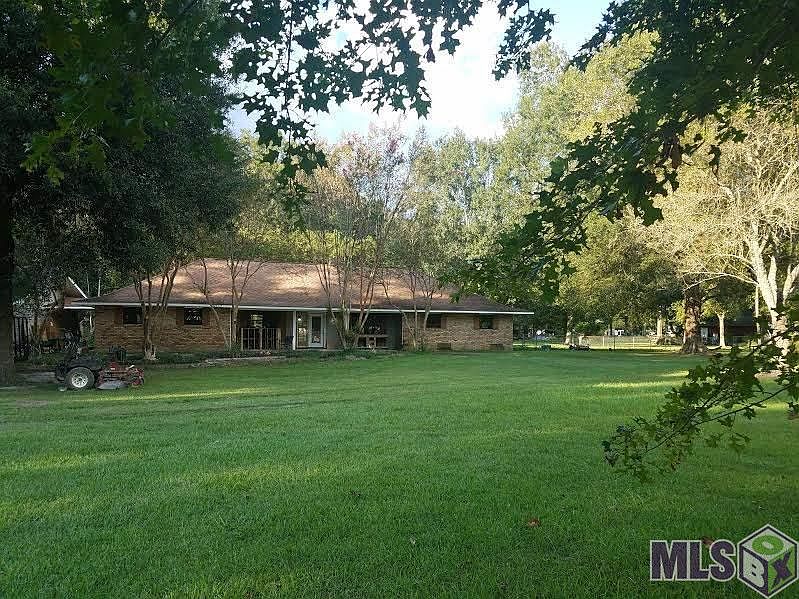 1st image of 8373 King Dr