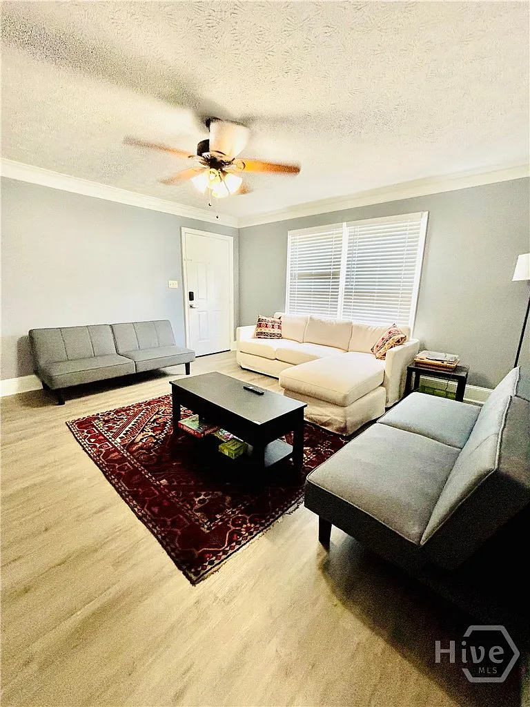 2 bed, 2.0 bath, 1092 sqft, $1,300 — Photo 3