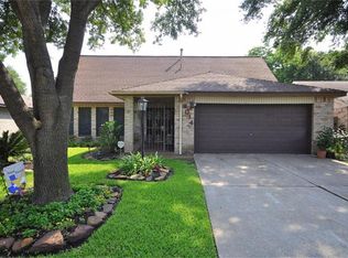 8014 Windy Acres Dr, Houston, TX 77040