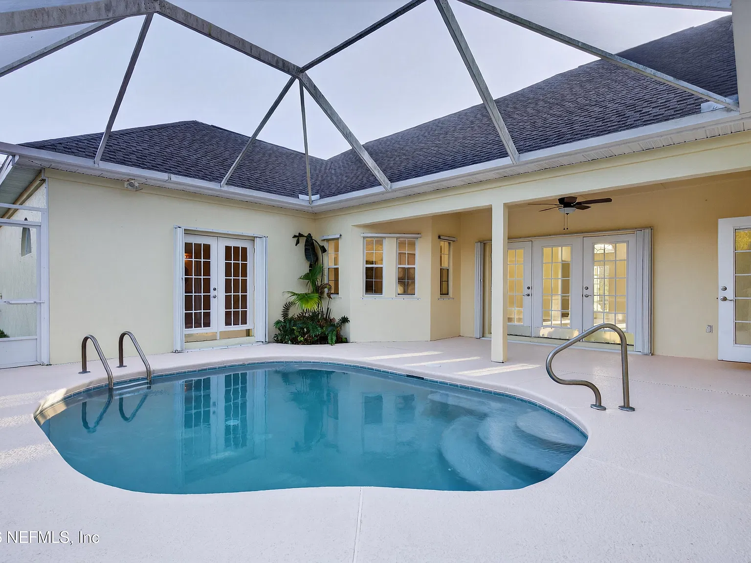 5 bed, 3.0 bath, 2738 sqft, $4,600 — Photo 3