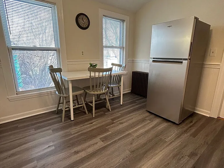 12 Grandview St #3 — Photo 13