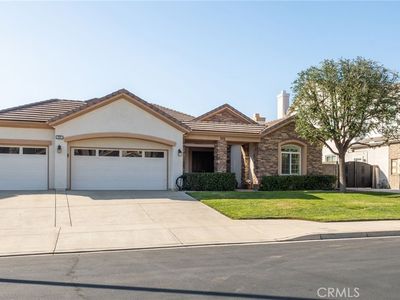 7672 Newman Ct, Highland, CA, 92346