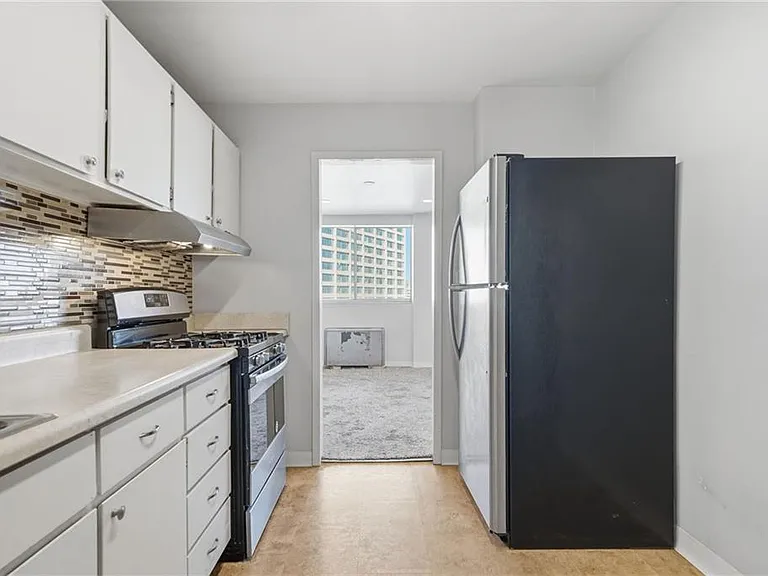 215 Piedmont Ave NE #2002 — Photo 9