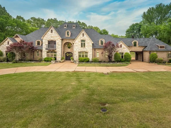 206 S Monterey Farms Cv, Collierville, TN 38017