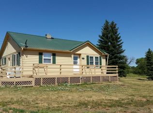 2703 Green River Rd, Belfield, ND 58622