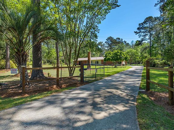 3rd image of 2848 Lanier Rd