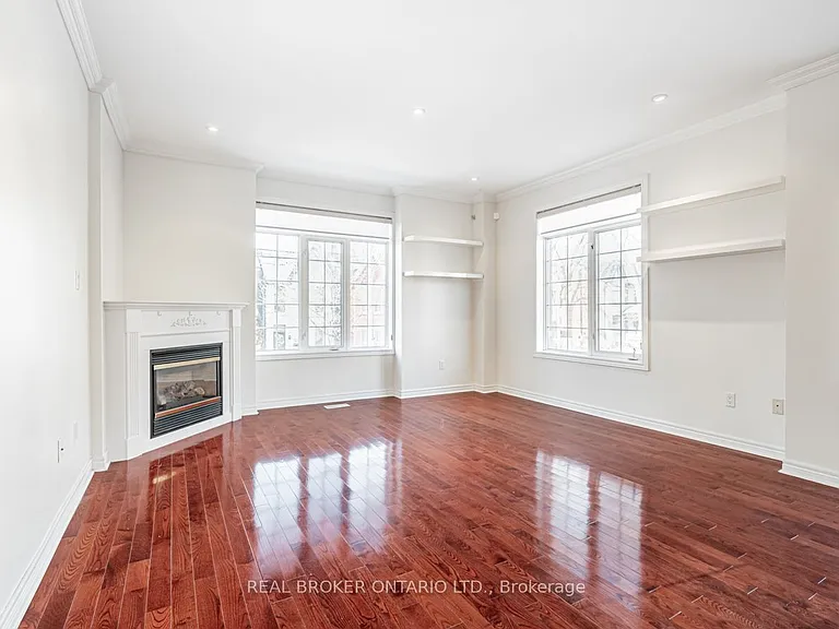 102 Natalie Pl — Photo 15