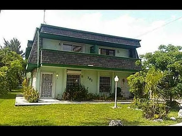 701 S Royal Poinciana Blvd APT 12, Miami Springs, FL 33166