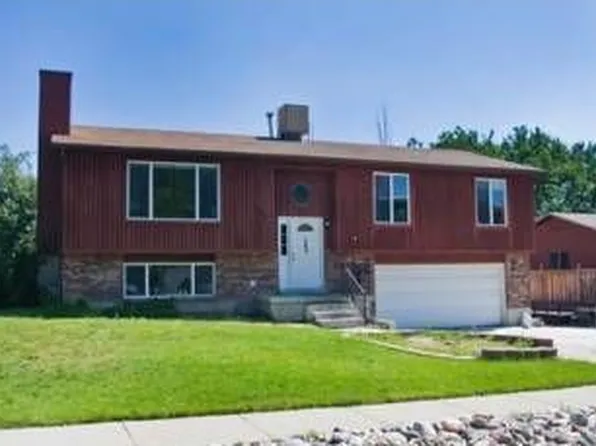 946 E 10715 S, Sandy, UT 84094