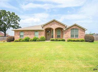 3409 Woodview Ln, Kilgore, TX 75662
